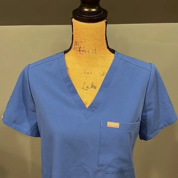 EUC Figs technical collection scrub top size small women’s - Picture 2 of 8